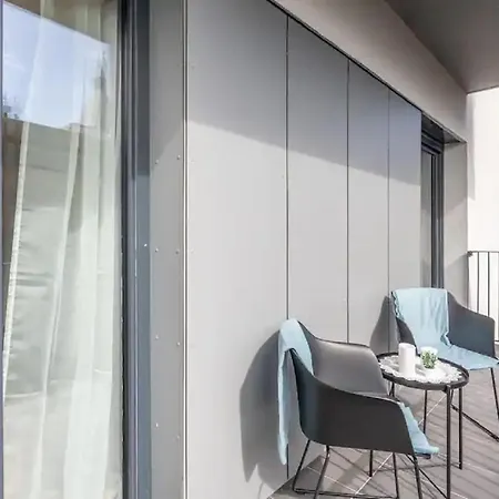Brand New Modern Apartment-balcony-garage *