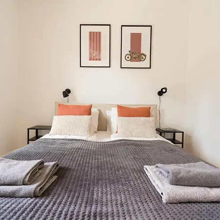Appartamento Brand New Modern Apartment-2 Rooms-balcony-garage Budapest