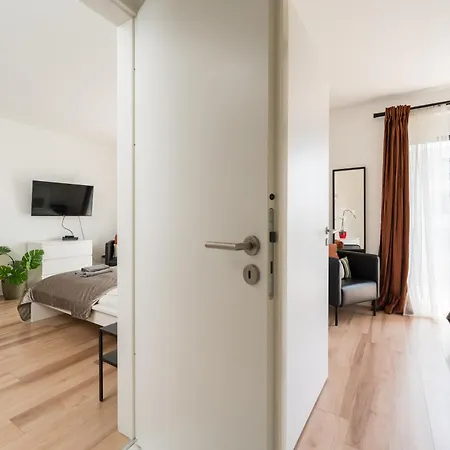 Brand New Modern Apartment-2 Rooms-balcony-garage * Budapest