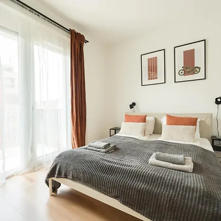 Apartment Brand New Modern Apartment-2 Rooms-balcony-garage