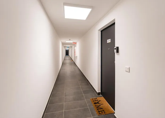 Appartement Brand New Modern Apartment-balcony-garage *