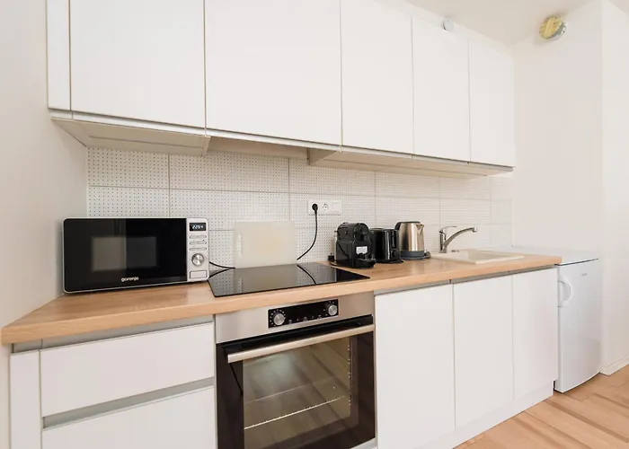 Brand New Modern Apartment-balcony-garage דירה *