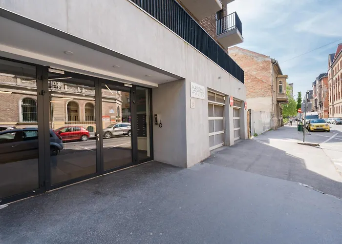 Brand New Modern Apartment-balcony-garage Appartement Budapest