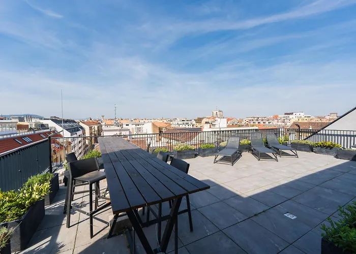 Brand New Modern Apartment-balcony-garage Apartment Budapest