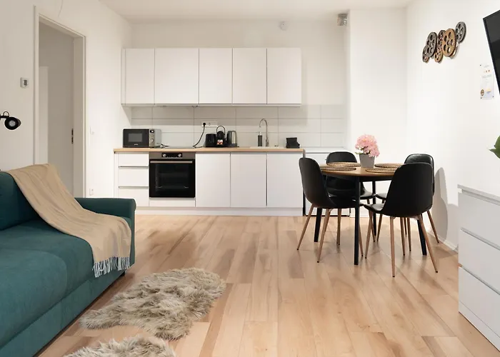 Brand New Modern Apartment-balcony-garage *